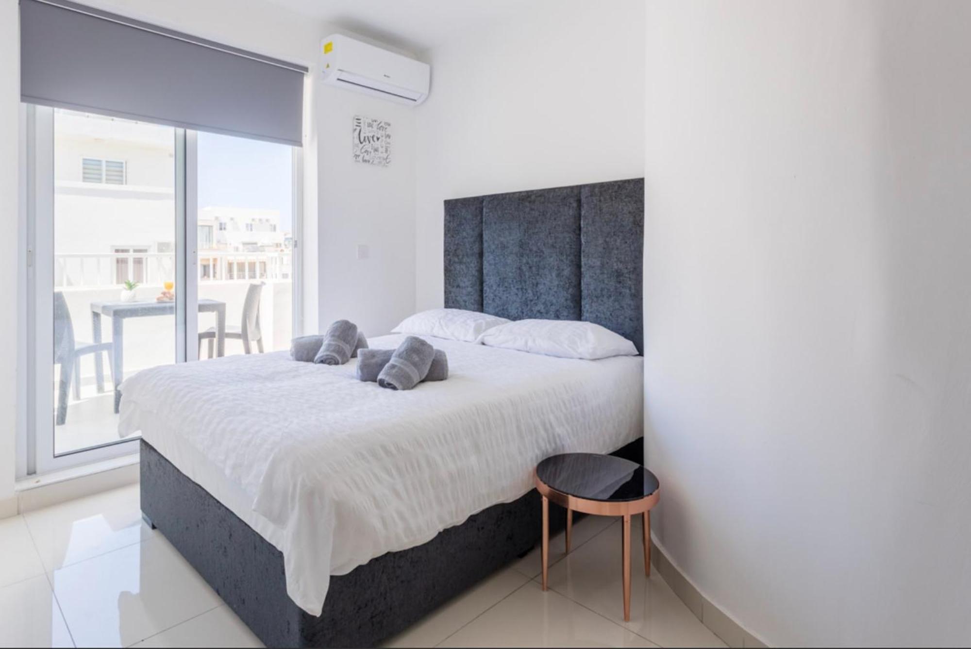 Saint Julian - Lovely Apartment With Terrace - Cityapartmentstay San Ġiljan Buitenkant foto