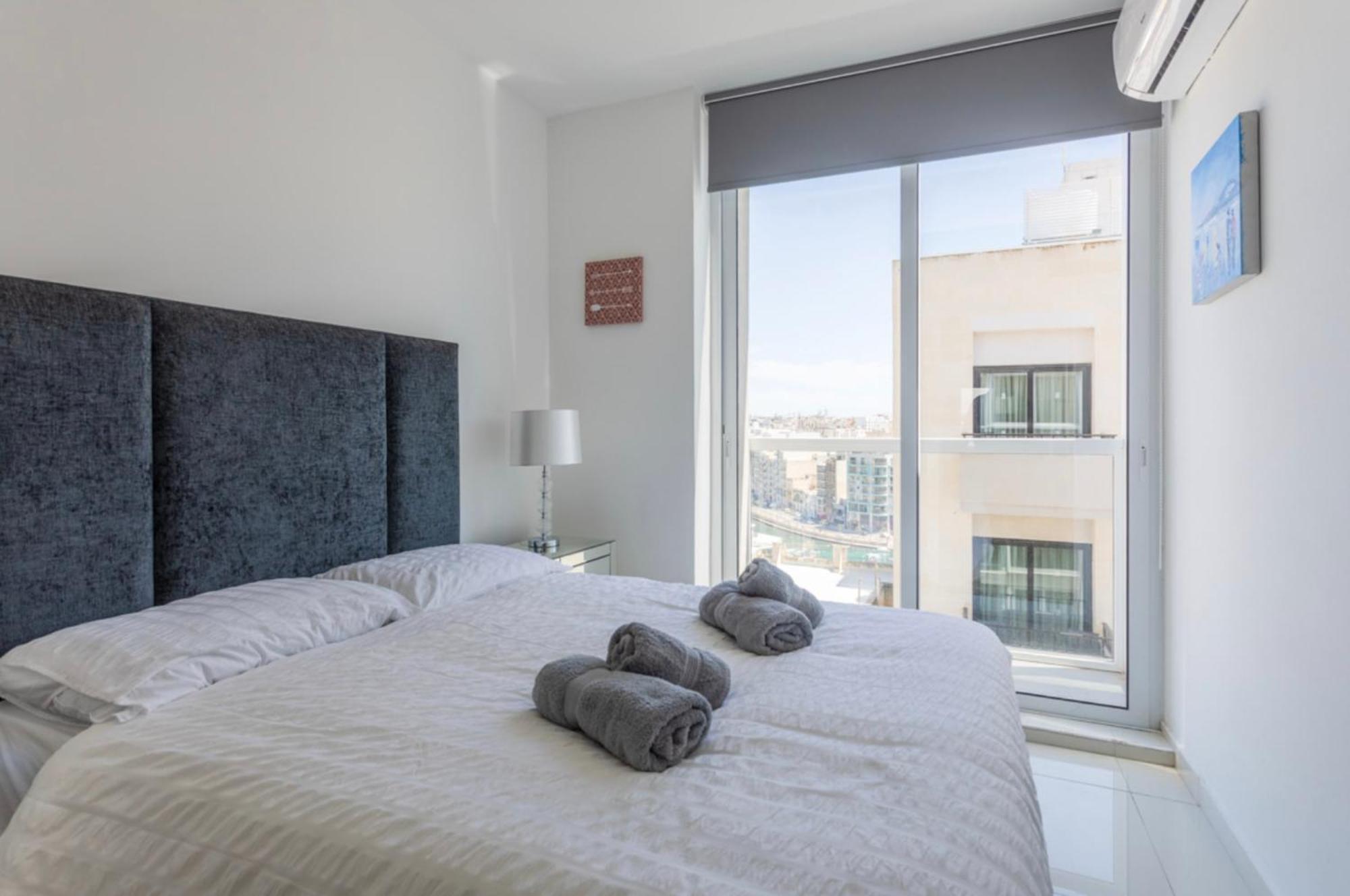 Saint Julian - Lovely Apartment With Terrace - Cityapartmentstay San Ġiljan Buitenkant foto