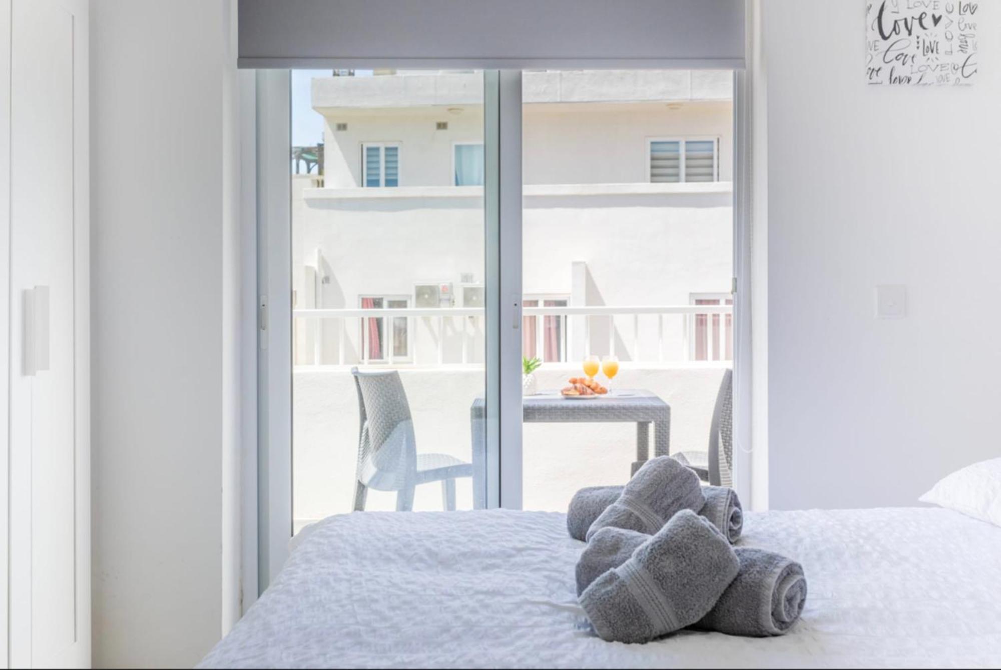 Saint Julian - Lovely Apartment With Terrace - Cityapartmentstay San Ġiljan Buitenkant foto