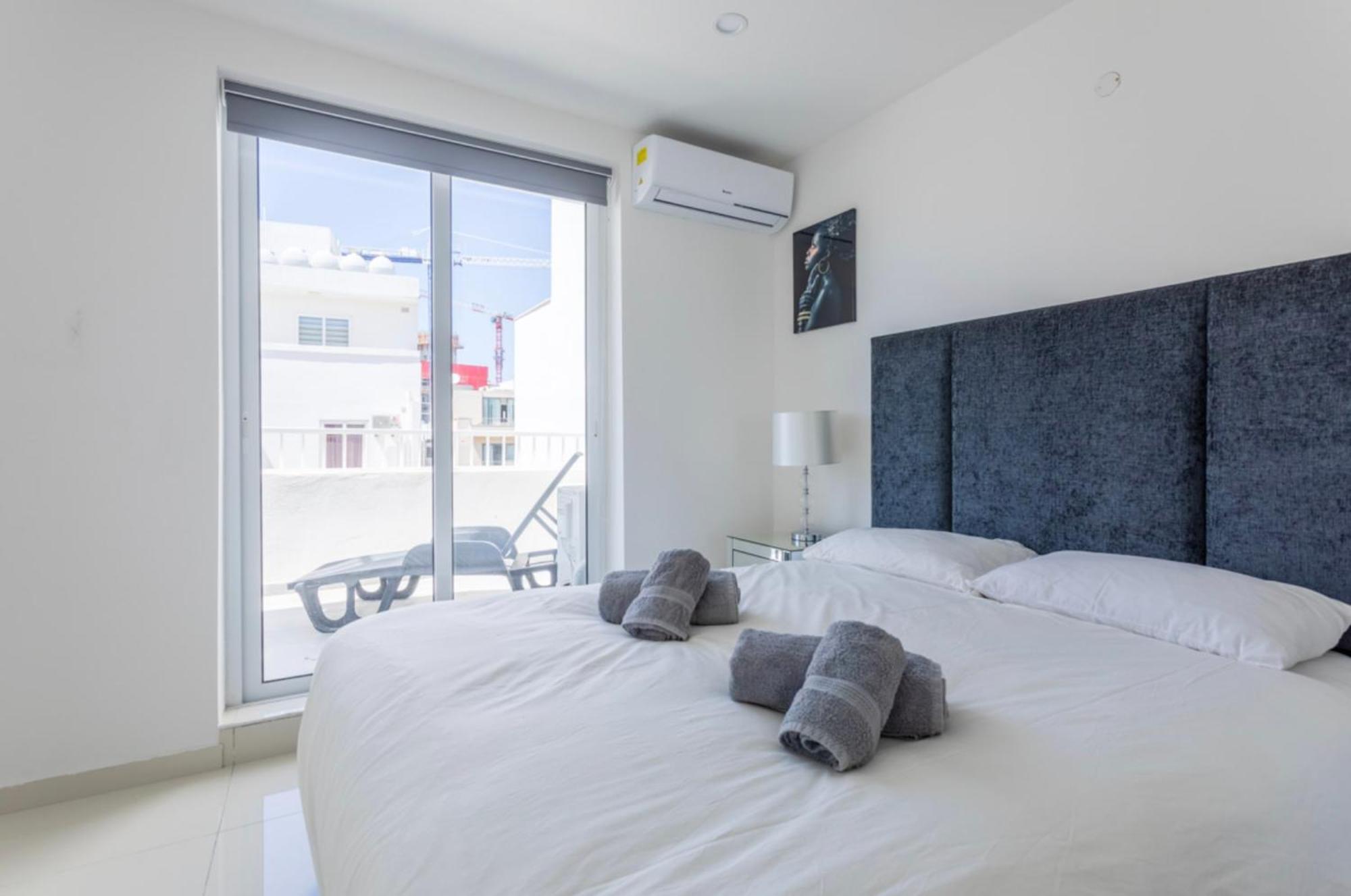 Saint Julian - Lovely Apartment With Terrace - Cityapartmentstay San Ġiljan Buitenkant foto